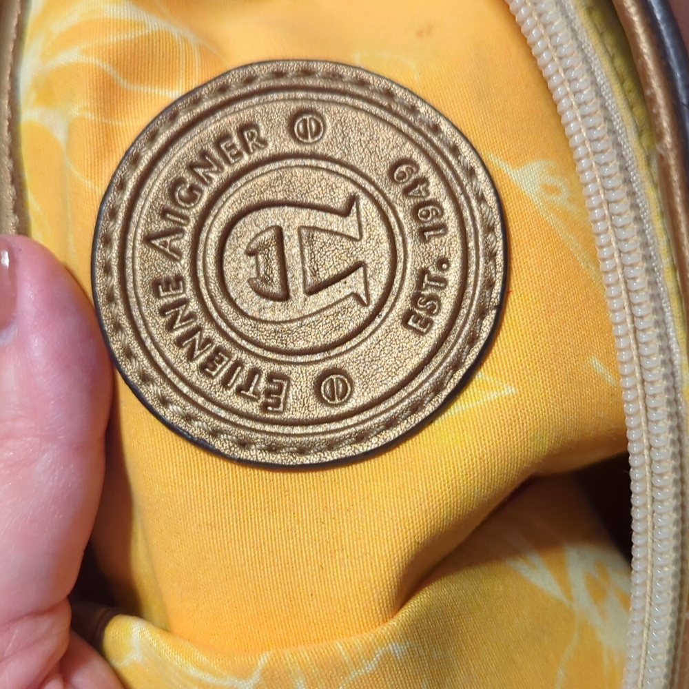 Etienne Aigner 100%  Rattan with Bronze Trim Tote Bag 15” x 9” - Picture 11 of 12